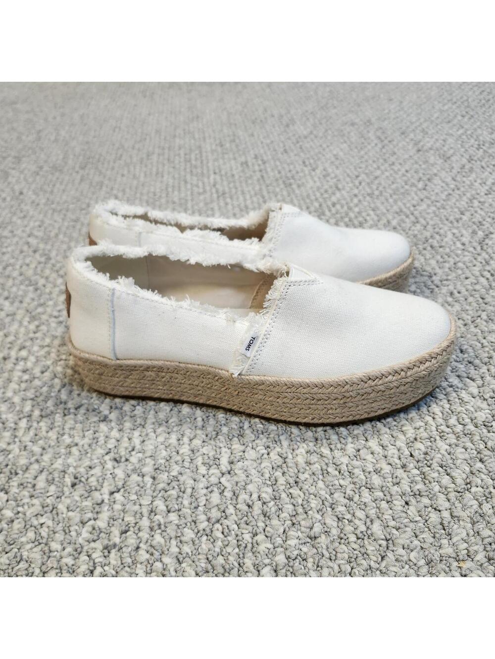 TOMS White Canvas Frayed-Edge Espadrille Platform Slip-Ons